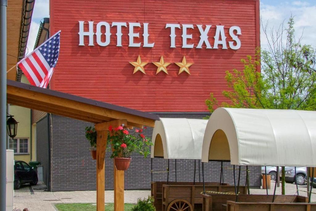 Hotel Texas*** Жоры Экстерьер фото
